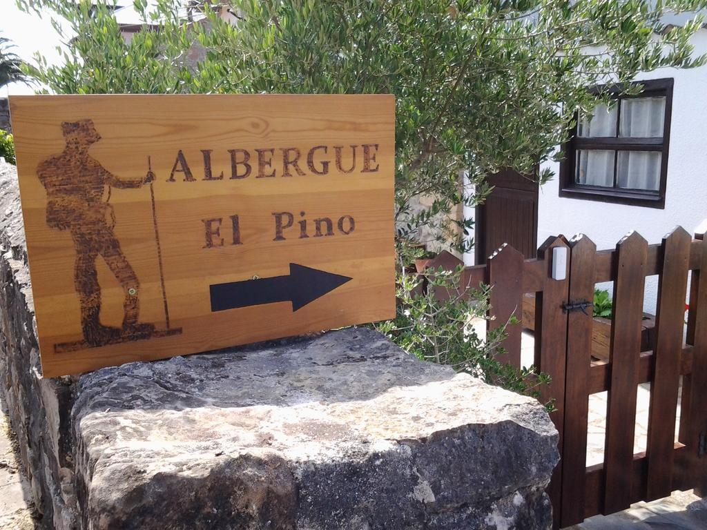 Alojamiento El Pino Cóbreces المظهر الخارجي الصورة